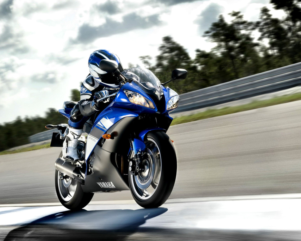 Screenshot №1 pro téma Yamaha R6 Superbike 1280x1024