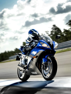 Screenshot №1 pro téma Yamaha R6 Superbike 240x320