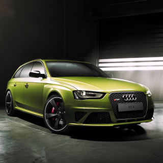 Audi RS4 Avant 2015 - Obrázkek zdarma pro iPad