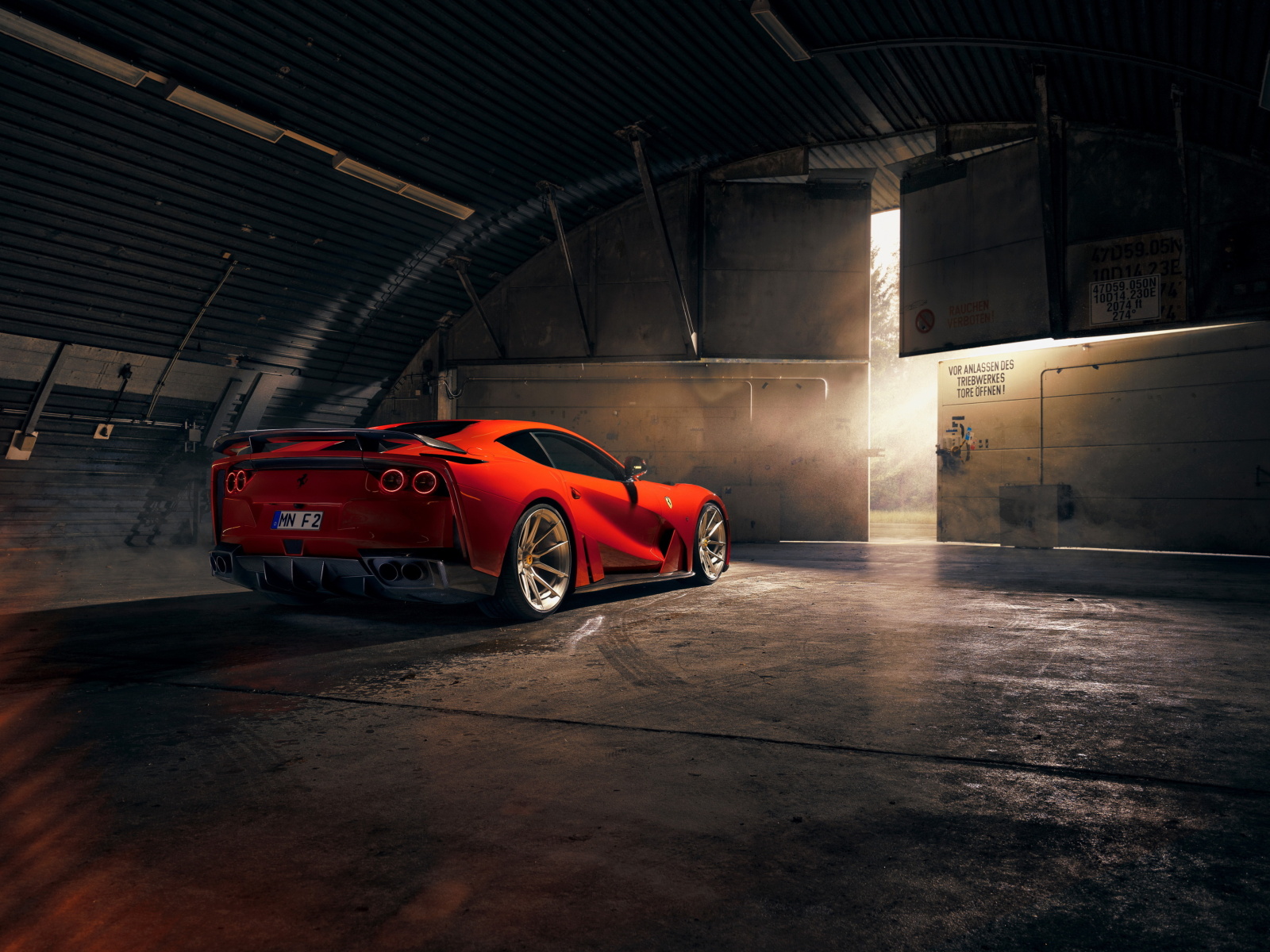 Screenshot №1 pro téma Ferrari 812 Superfast 1600x1200