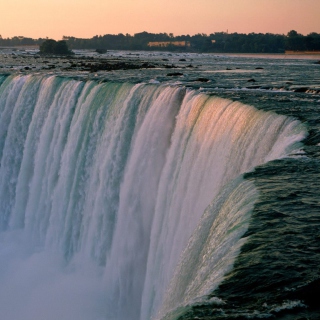 Niagara Falls - Ontario Canada - Obrázkek zdarma pro 1024x1024