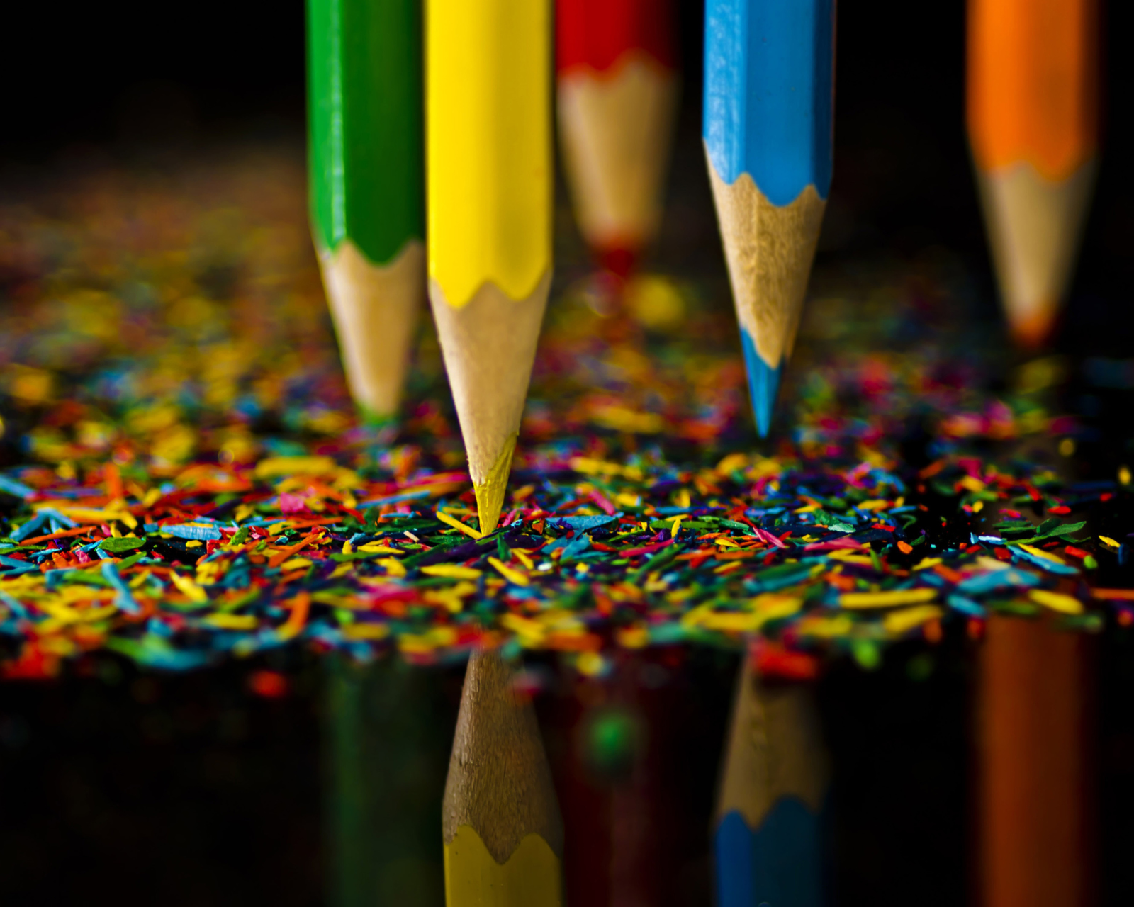 Das Colored Pencils Wallpaper 1600x1280