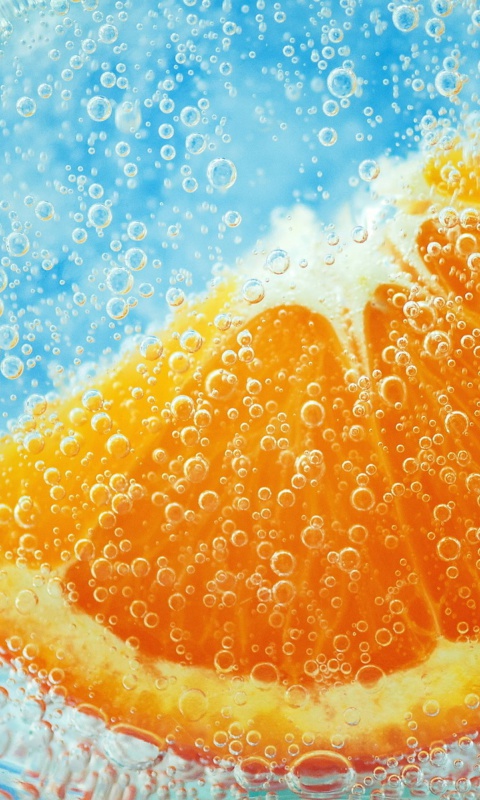Das Orange In Water Wallpaper 480x800