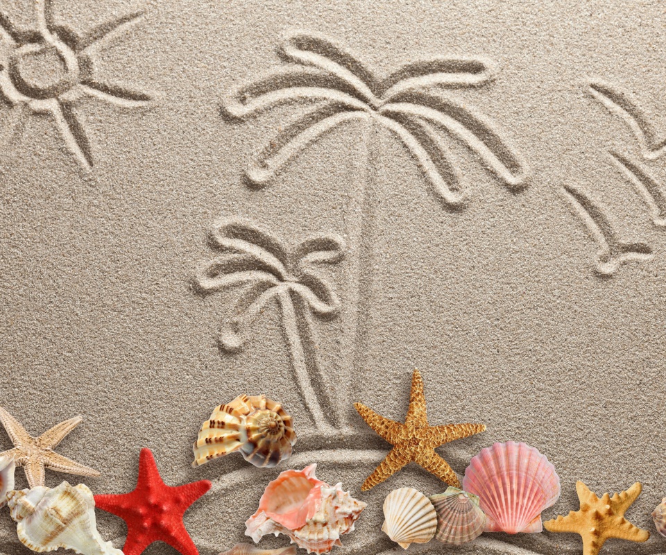 Обои Seashells Texture on Sand 960x800
