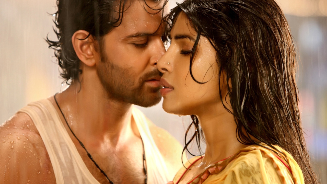 Screenshot №1 pro téma Hrithik Priyanka Chopra In Agneepath 1280x720