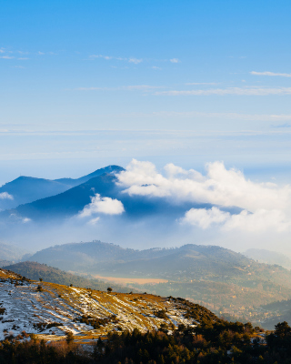 Clouds Over Blue Mountains - Obrázkek zdarma pro 768x1280