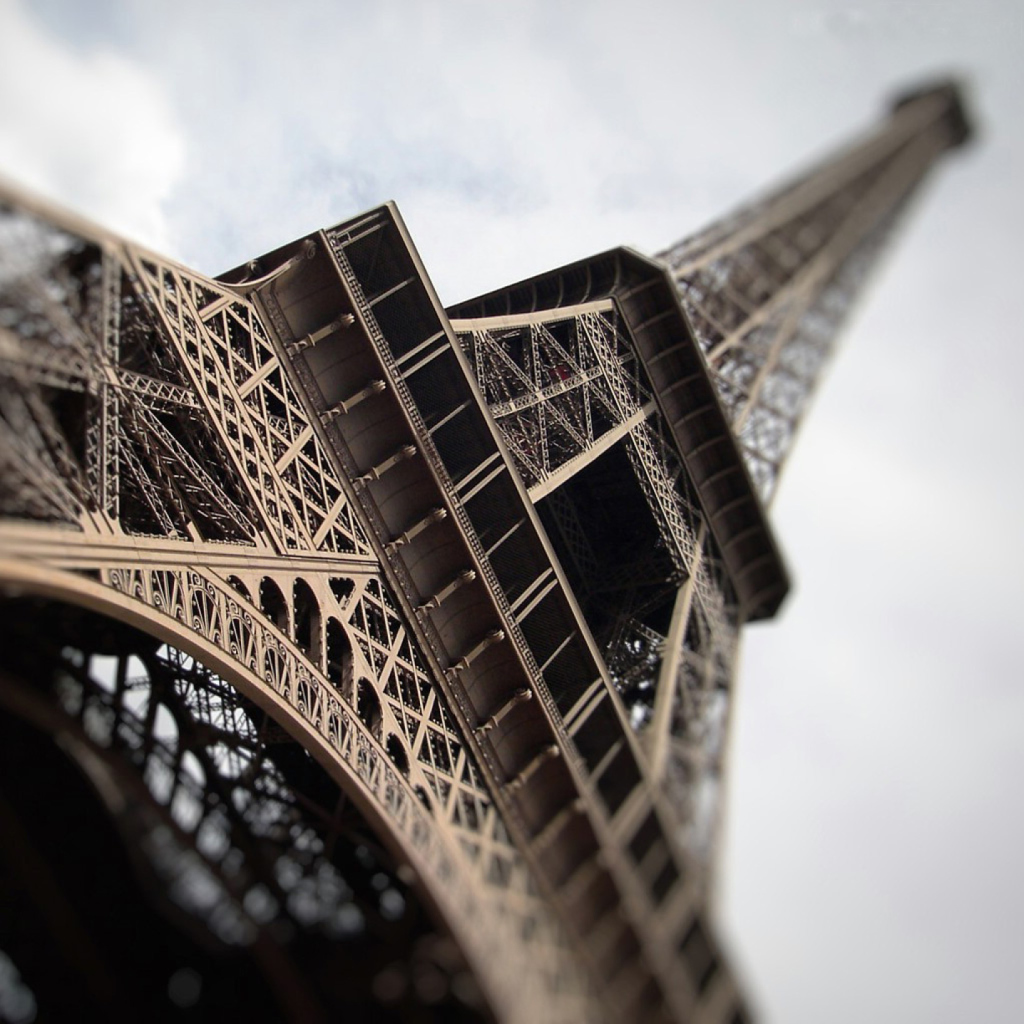 Fondo de pantalla Eiffel Tower Paris 1024x1024