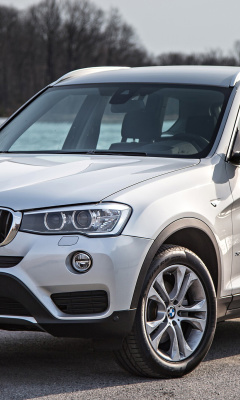 BMW X3 i35X XLine screenshot #1 240x400