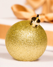 Sfondi Gold Christmas Balls 176x220