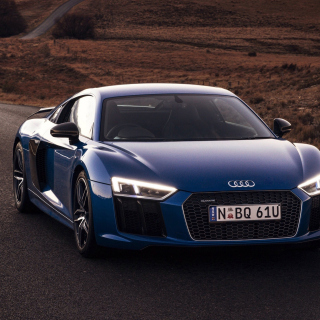 Audi R8 V10 Quattro Wallpaper for 1024x1024