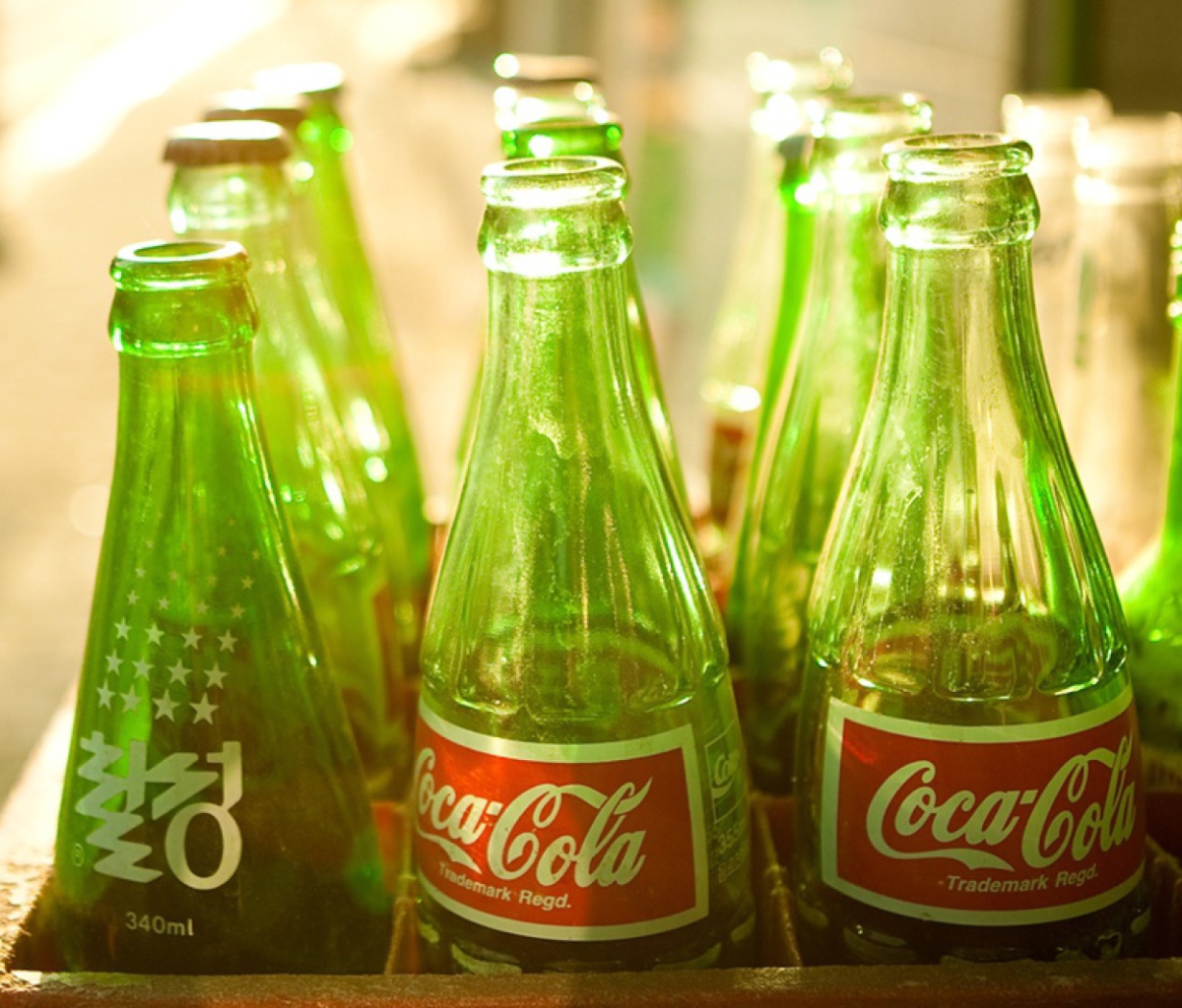 Das Coca Cola Bottles Wallpaper 1200x1024