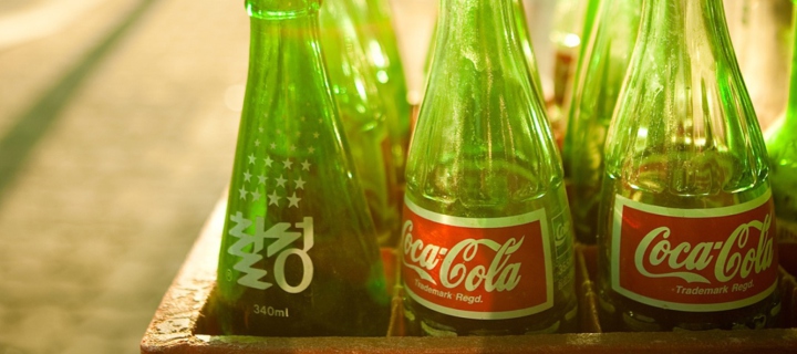 Screenshot №1 pro téma Coca Cola Bottles 720x320