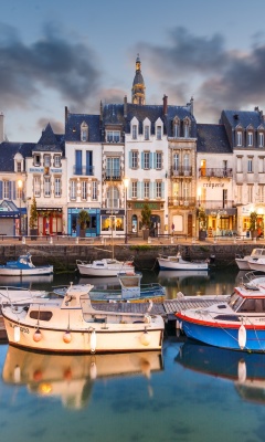 Fondo de pantalla Le Croisic in Brittany France 240x400