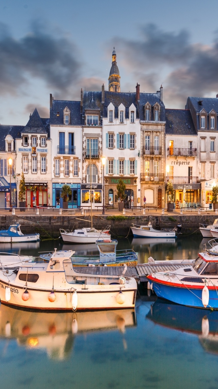 Fondo de pantalla Le Croisic in Brittany France 750x1334