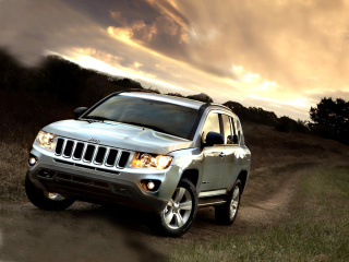 Fondo de pantalla Jeep Compass SUV 320x240