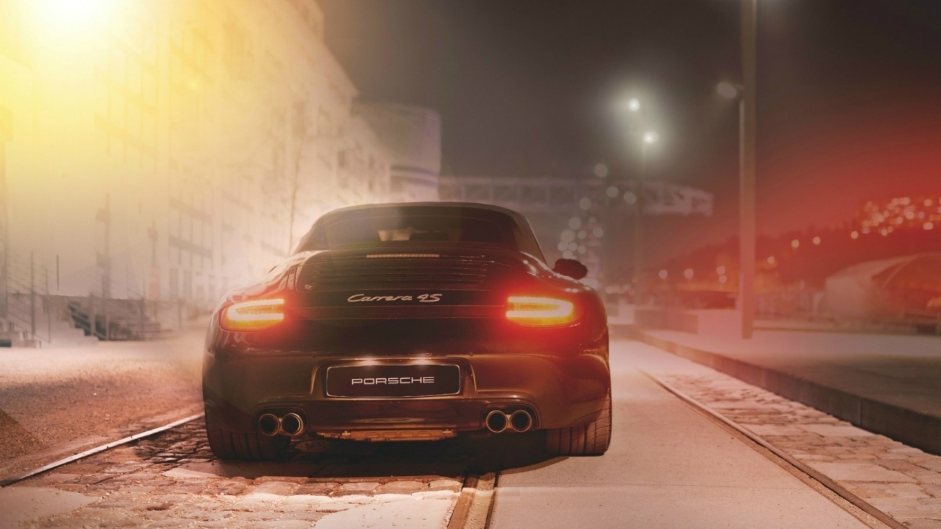Screenshot №1 pro téma Black Porsche Carrera At Night 1366x768