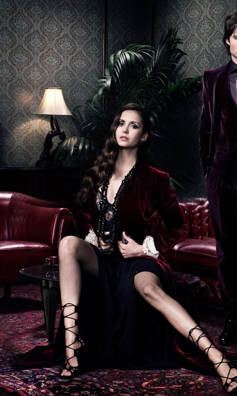 Nina Dobrev in The Vampire Diaries wallpaper 768x1280