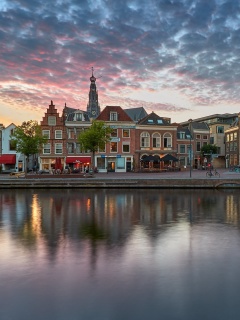 Fondo de pantalla Holland Haarlem 240x320