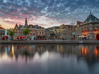 Holland Haarlem screenshot #1 320x240