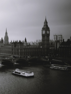 Screenshot №1 pro téma London City Black And White 240x320