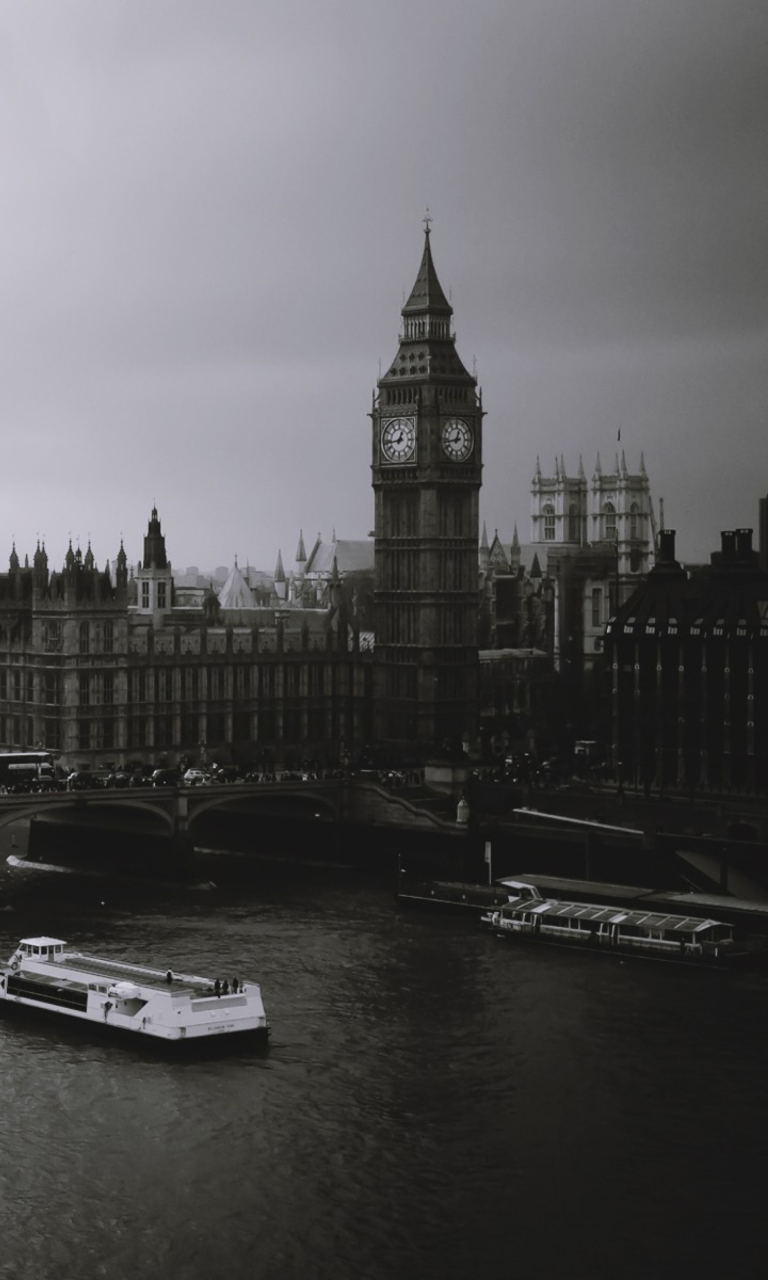 Fondo de pantalla London City Black And White 768x1280