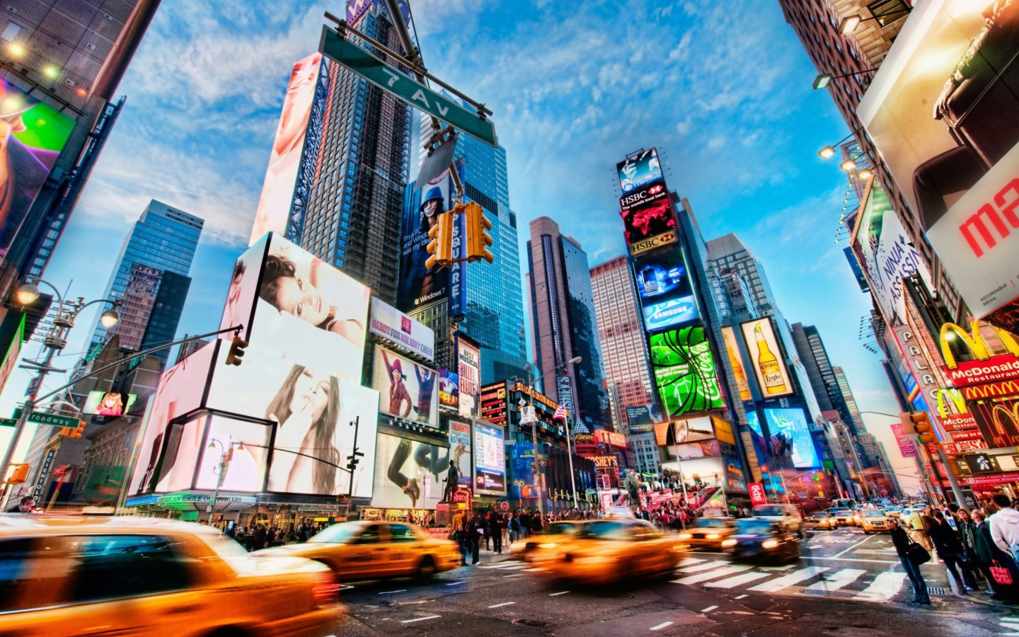 Times Square New York wallpaper 1440x900