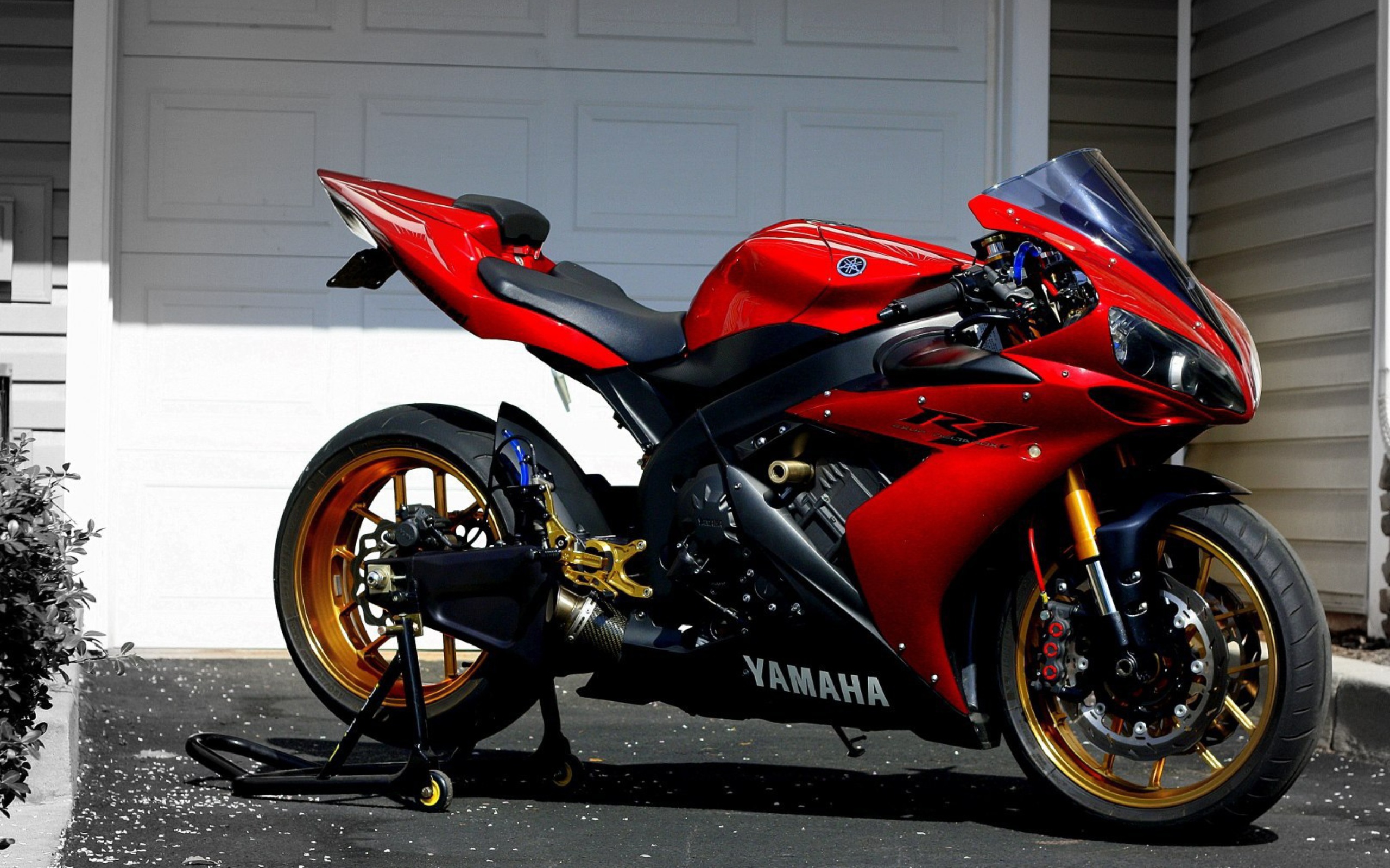 Sfondi Yamaha YZF R1 2560x1600