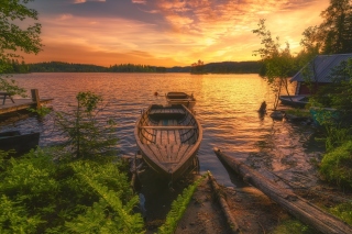 Breathtaking Lake Sunset sfondi gratuiti per cellulari Android, iPhone, iPad e desktop
