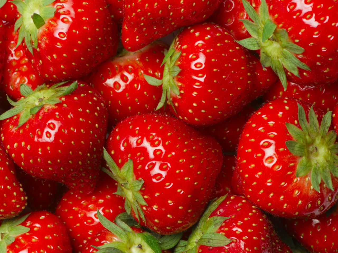 Fondo de pantalla Juicy Strawberries 1280x960