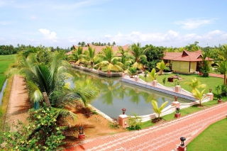 Картинка Alleppey or Alappuzha city in the southern Indian state of Kerala для андроид