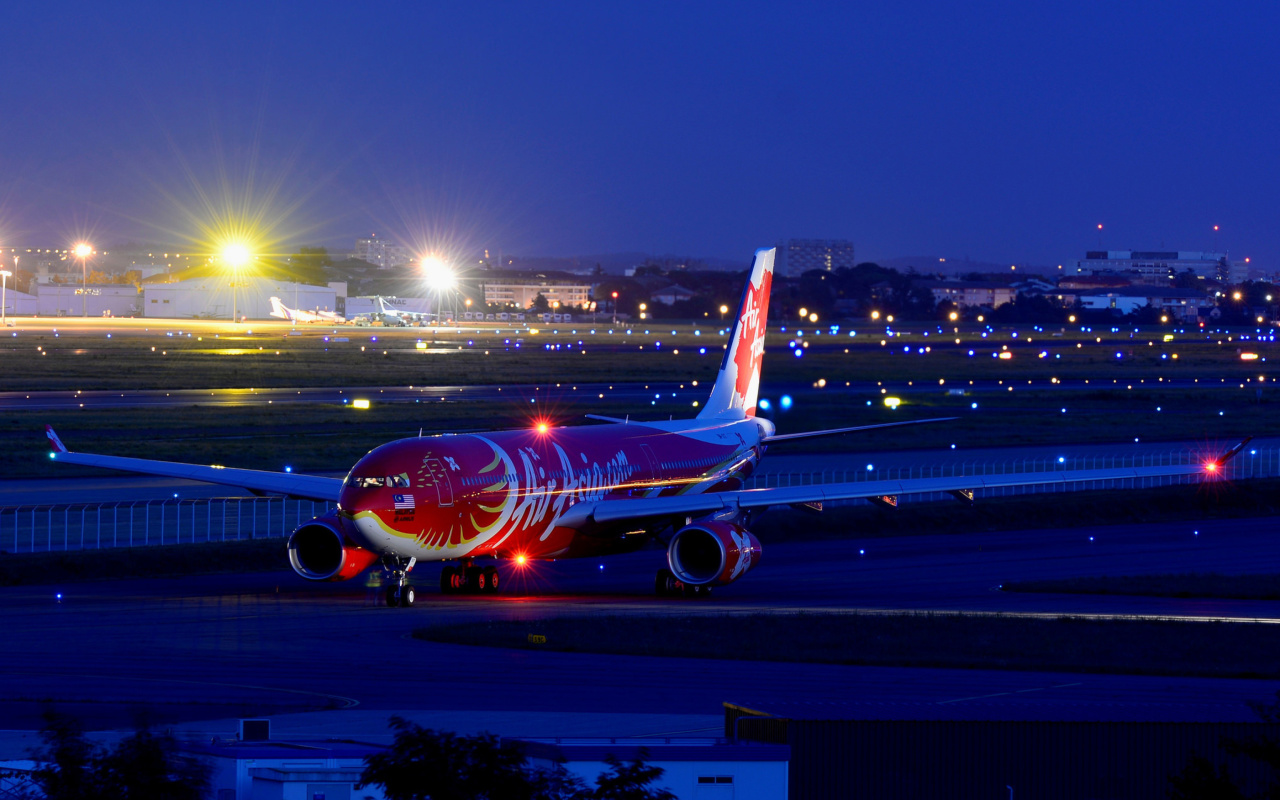 Обои Airbus A330 Air Asia 1280x800