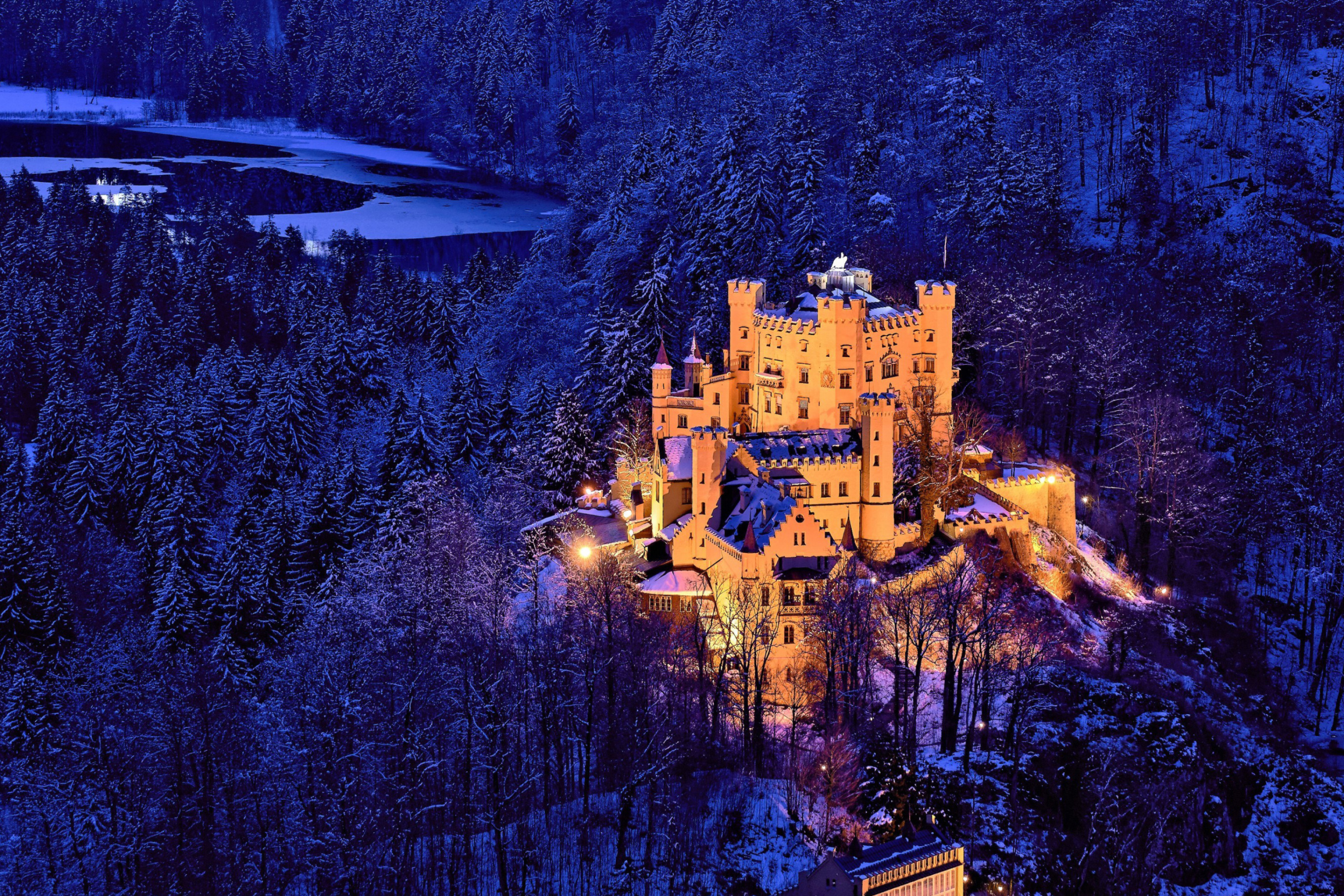 Hohenschwangau Castle screenshot #1 2880x1920
