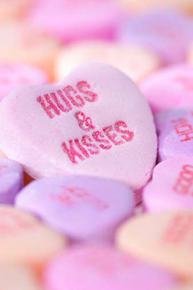 Das Hugs And Kisses Wallpaper 640x960