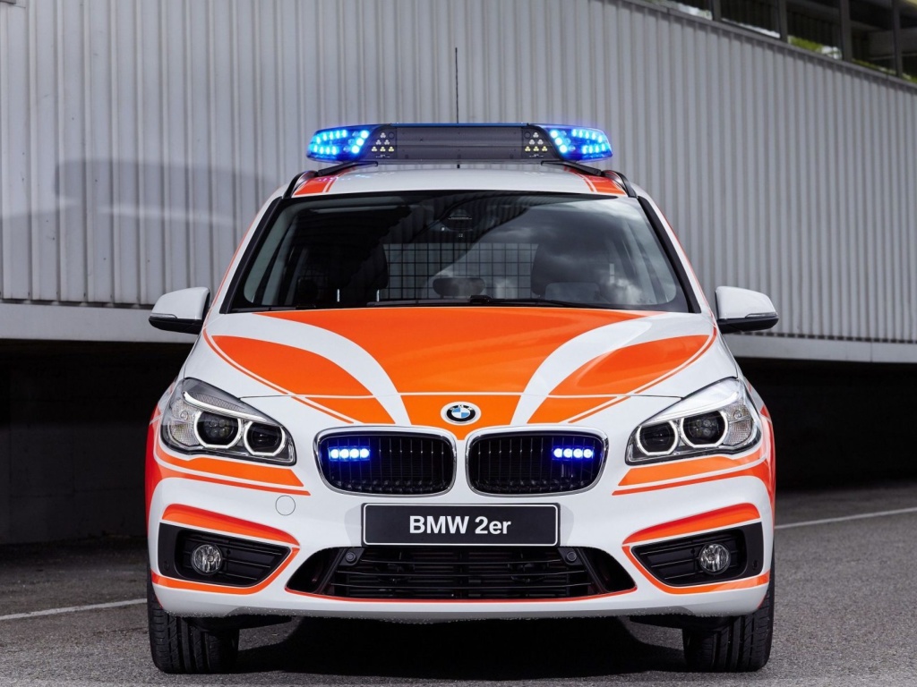 Обои BMW 2 Police Car 1024x768