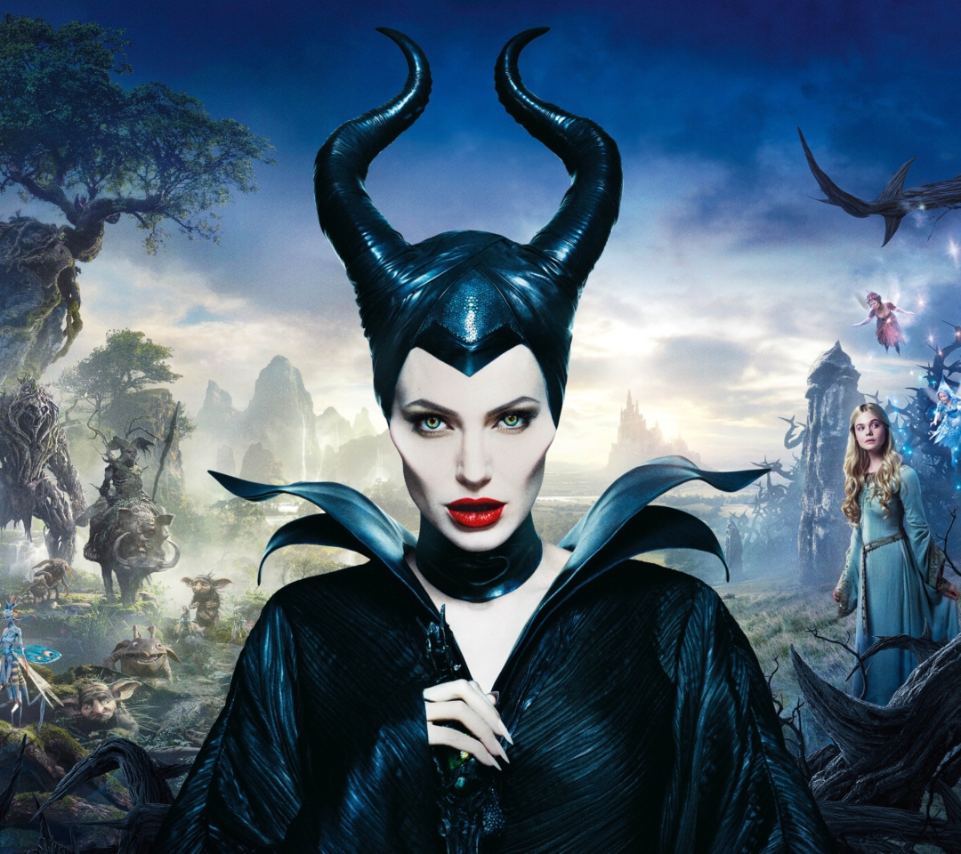 Обои Angelina Jolie In Maleficent 1080x960
