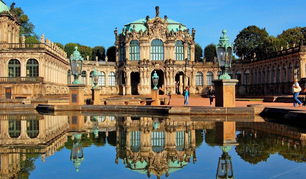 Screenshot №1 pro téma Dresden Zwinger Palace 1024x600