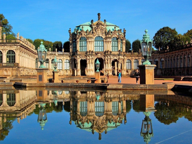 Screenshot №1 pro téma Dresden Zwinger Palace 800x600