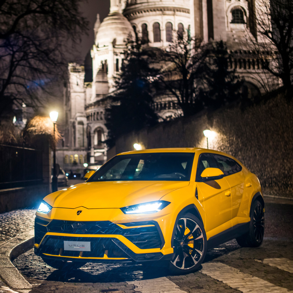 Обои Yellow Lamborghini Urus Super SUV 1024x1024