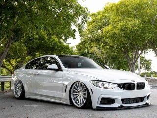 BMW 4 Series White wallpaper 320x240