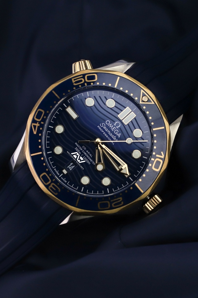 Mens Omega Seamaster Watches wallpaper 640x960