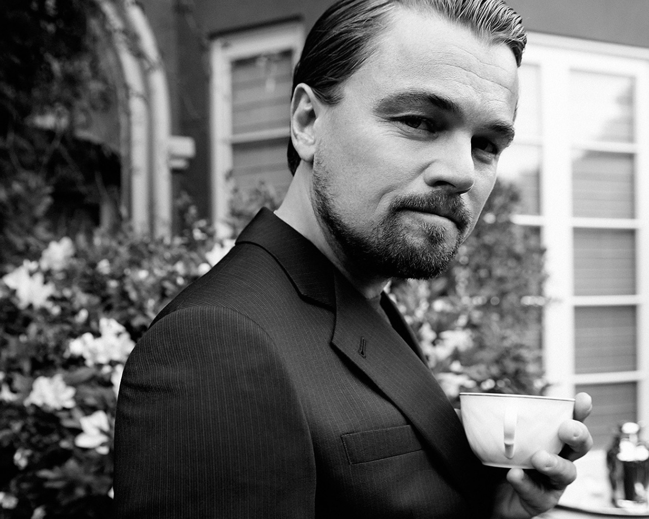 Обои Leonardo DiCaprio 1280x1024