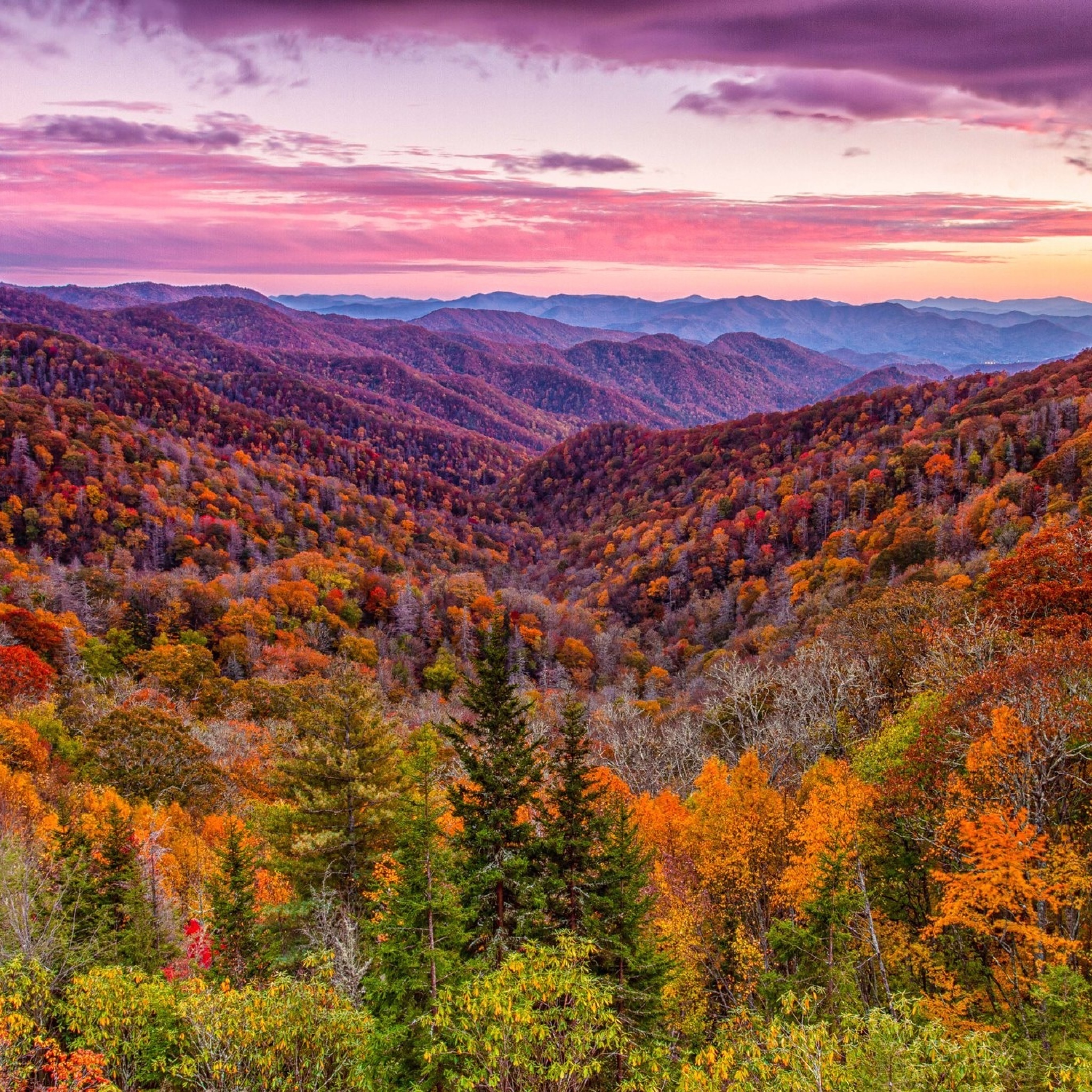 Fondo de pantalla Autumn Mountains Alpine Panorama 2048x2048