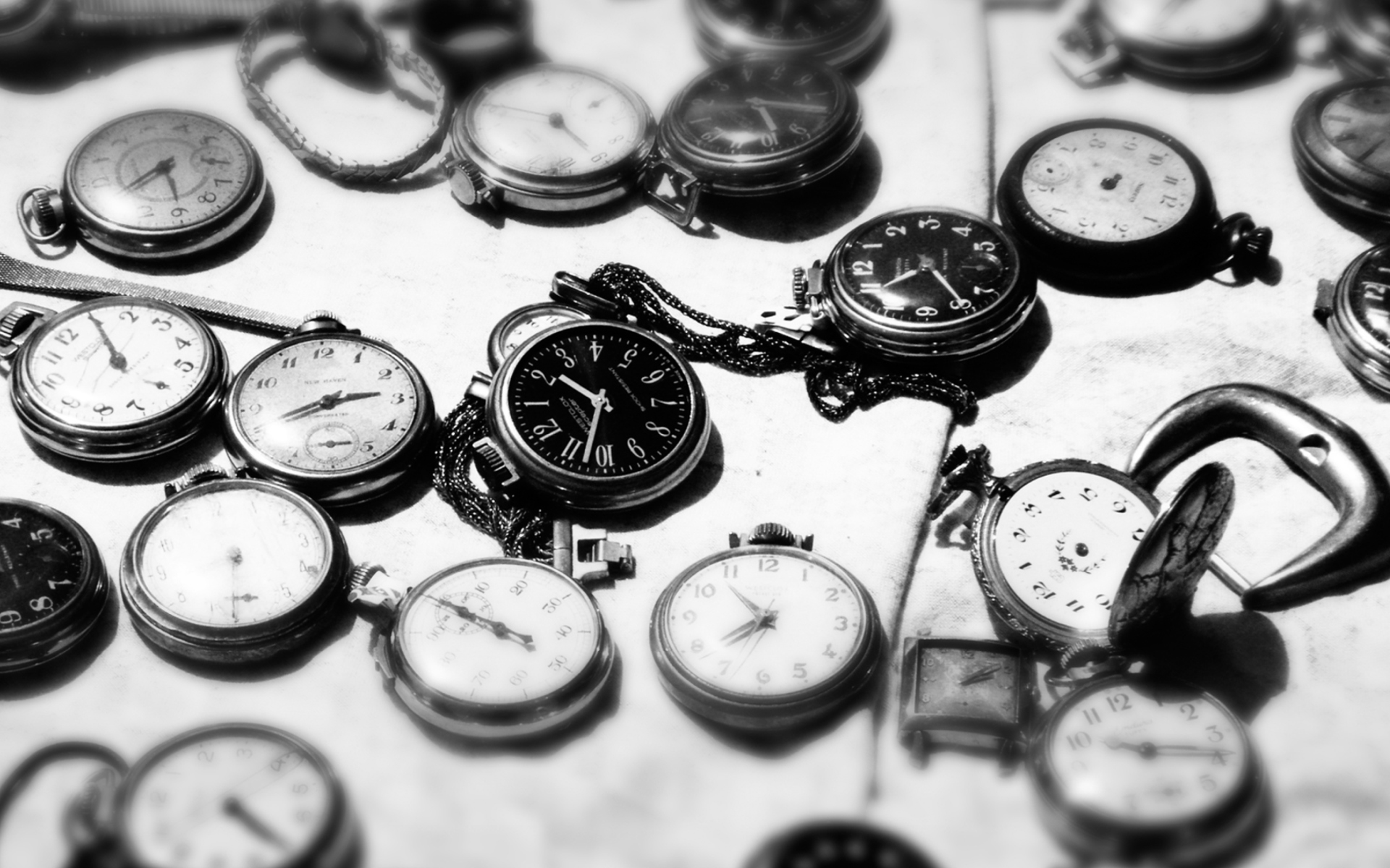 Fondo de pantalla Vintage Pocket Watches 1920x1200