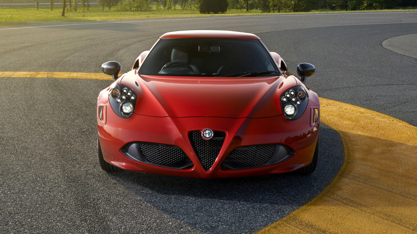 Screenshot №1 pro téma Alfa Romeo 4C Front View 1366x768
