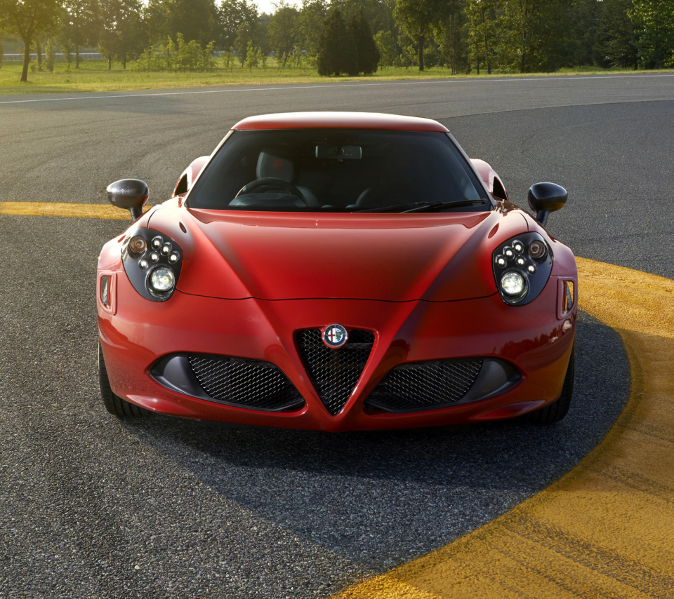 Das Alfa Romeo 4C Front View Wallpaper 960x854