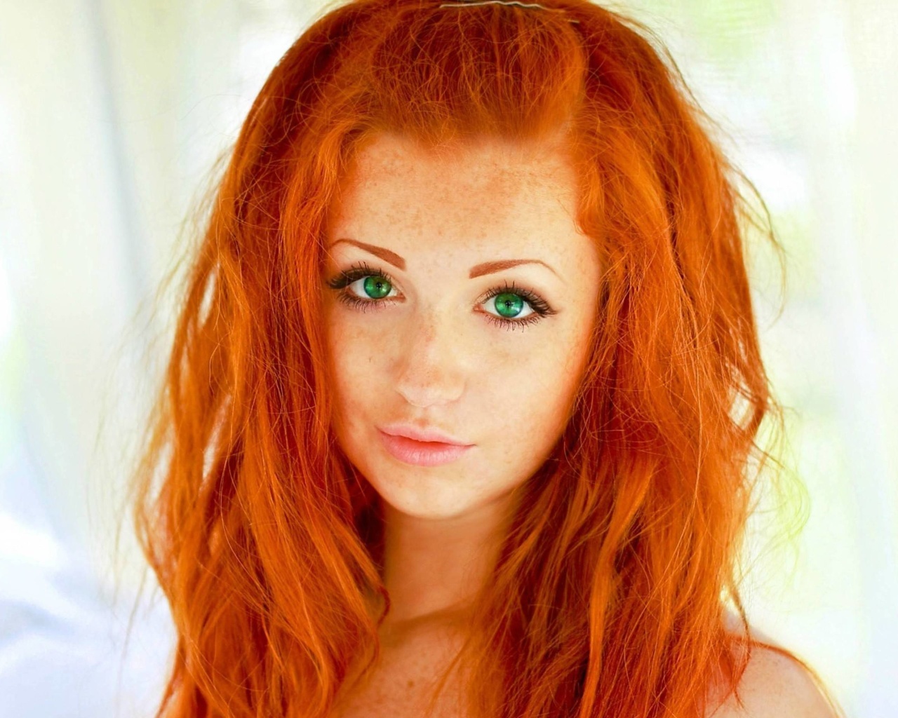 Обои Redhead Girl 1280x1024