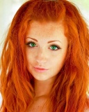 Das Redhead Girl Wallpaper 128x160