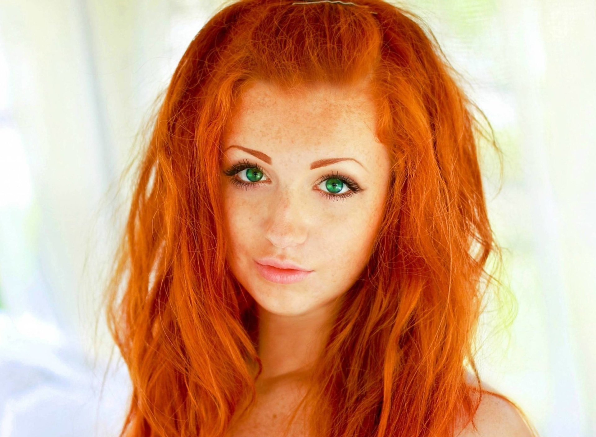 Screenshot №1 pro téma Redhead Girl 1920x1408