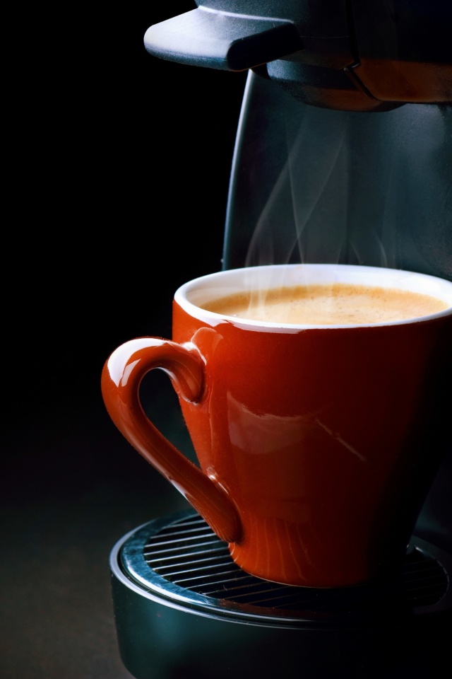 Das Espresso from Coffee Machine Wallpaper 640x960