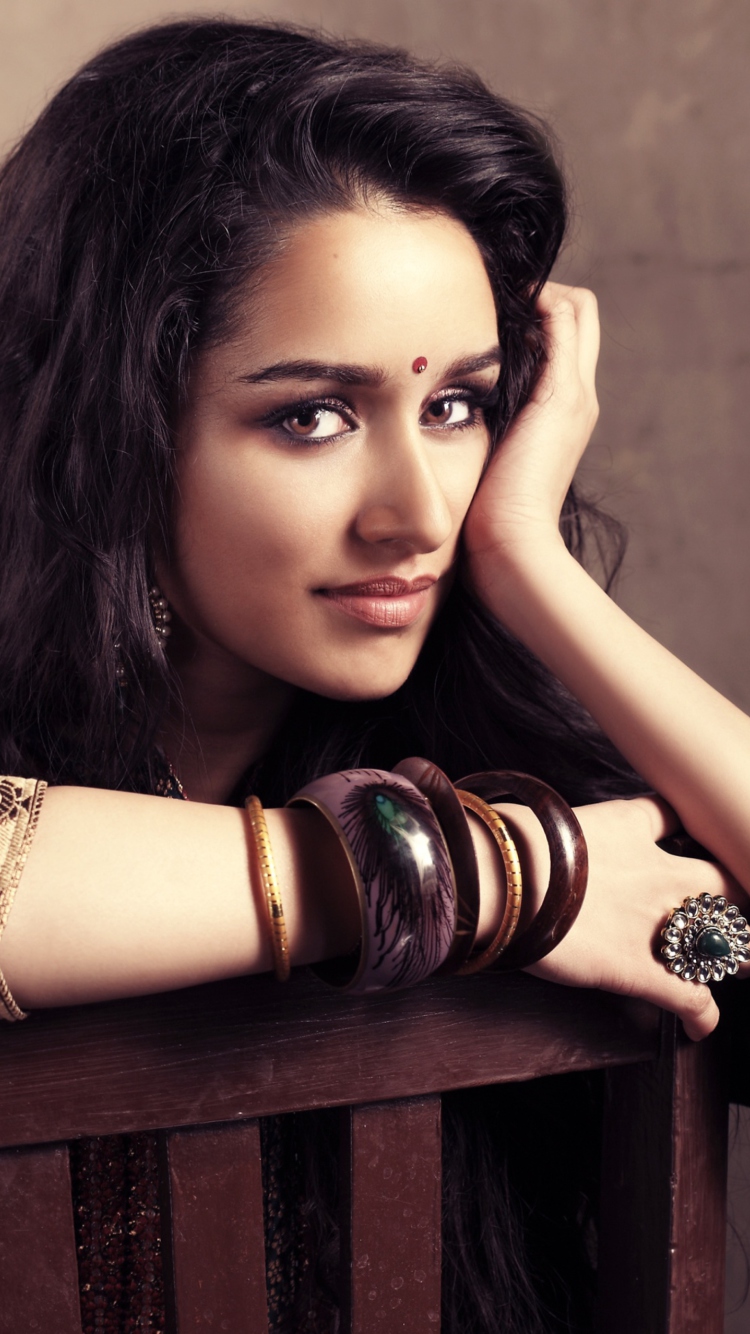 Screenshot №1 pro téma Shraddha Kapoor 750x1334